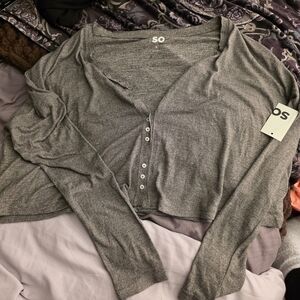SO Gray Ribbed Button-Front Crop Top